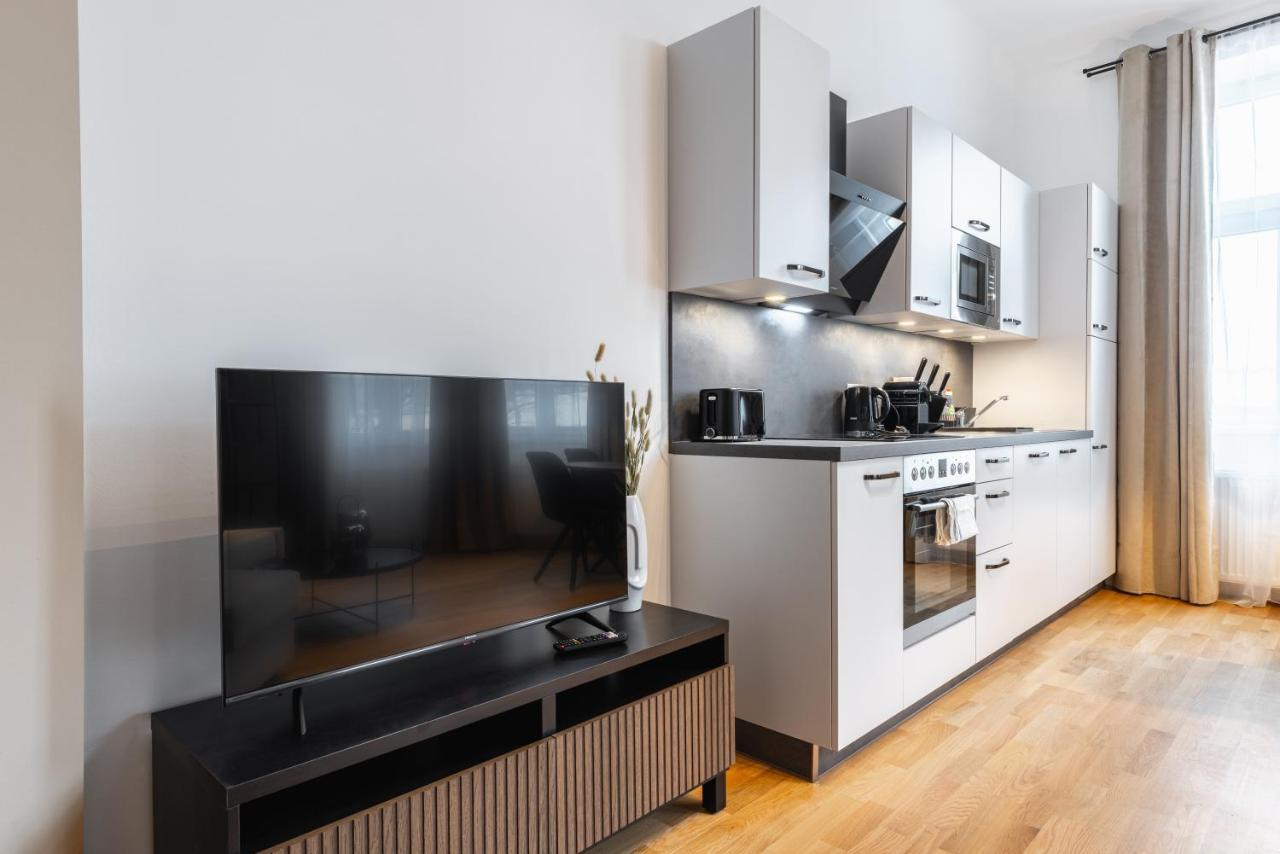 Trendy Apt With - Smart Tv, Coffee Machine In Meidling 维也纳 外观 照片